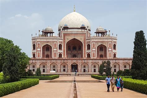  ダンパシュ・ダッチャー宮殿: ムガル帝国の壮麗な建築と歴史を巡る旅！